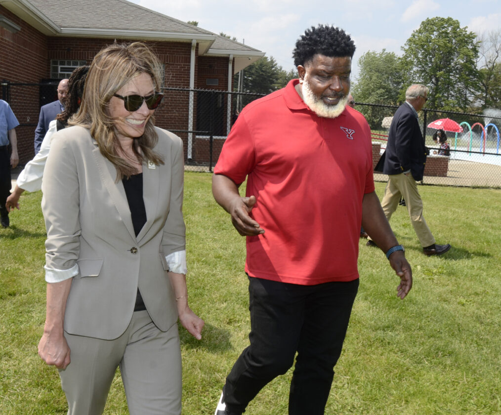 Acton says she will not exit race for governor regardless of who enters